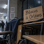 Environ 150 étudiants débutent un blocus à l’université d’Orléans