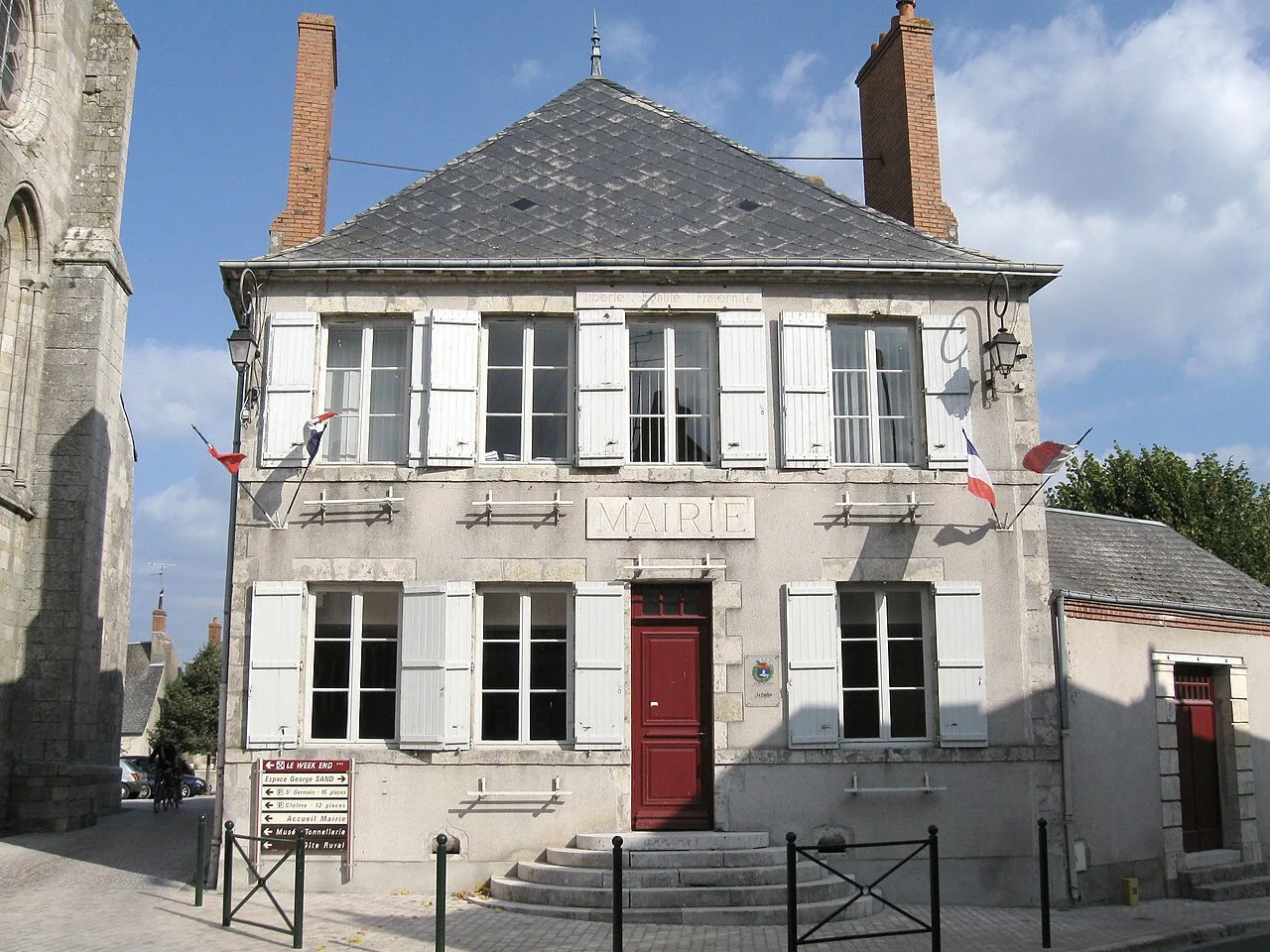 L’hôtel de ville de Chécy.